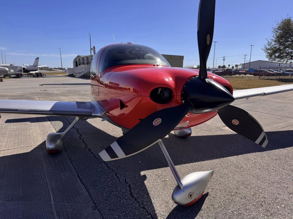 Picture of red single image plane